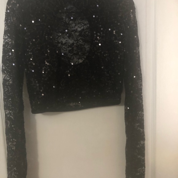 COPY - Long Sleeve sequin crop top - Picture 4 of 5